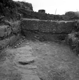 Porte Ouest/73 P2/Mur E.