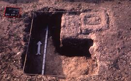 Marché. Édifice aux deux escaliers/Sondage 11.