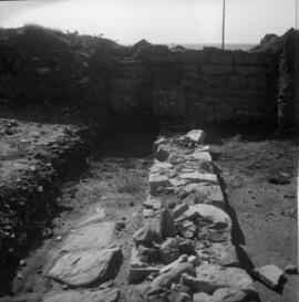 E13 mur tardif au-dessus du mur Est.