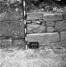 Porte Ouest/73 P1/Mur N.