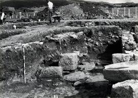 Belo oct. 1979. B/C 9-boutique I mur tardif avant sa destruction.