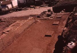 Sud basilique. Decumanus.