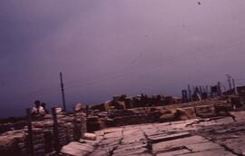 Place Sud. Basilique.