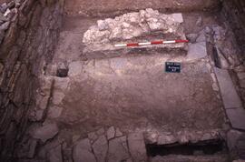 Boutiques B5. Vue de l'est. Arrière boutique.