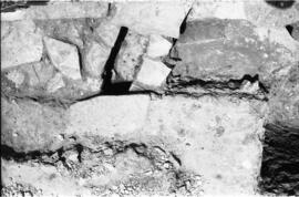 Salle D/Galerie occidentale/Passage entre E et F.