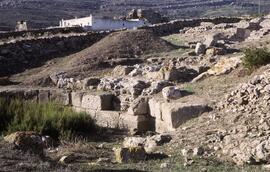 Les temples. Fontaines.