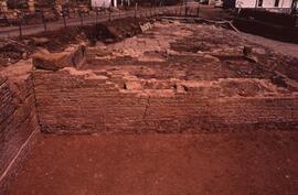 Sud basilique. Decumanus.