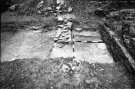 Salle D/Passage H/Forum piédestral.