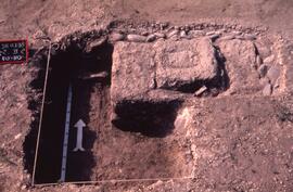 Marché. Édifice aux deux escaliers/Sondage 11.