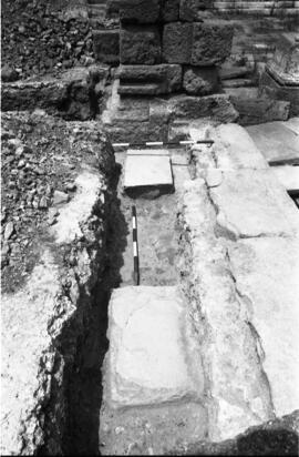 S. Ouest/Sondages 2 et 7 entre bases de l'arc/S. 2 et 7 entre bases de l'arc.