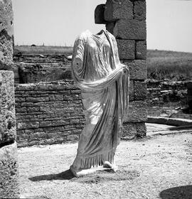 Statue ♀ Basilique Belo.