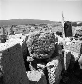 Blocs chapiteaux Basilique Belo/167.