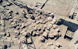 Basilique (coin S.O.).