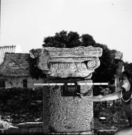 Chapiteau Basilique. 847.