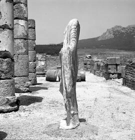 Statue ♀ Basilique Belo.