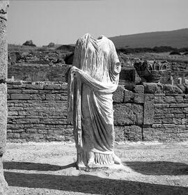 Statue ♀ Basilique Belo.