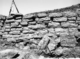 Secteur Dupré S.8-1. Mur W. Façade E.