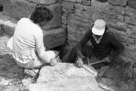 Fontaine-Temple E (+ fouille Dupré 1981). S7 Ouest.